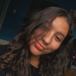 Meet your Posher, Selina